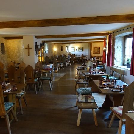 ホテル Burg Katzenstein Katzenstein  エクステリア 写真