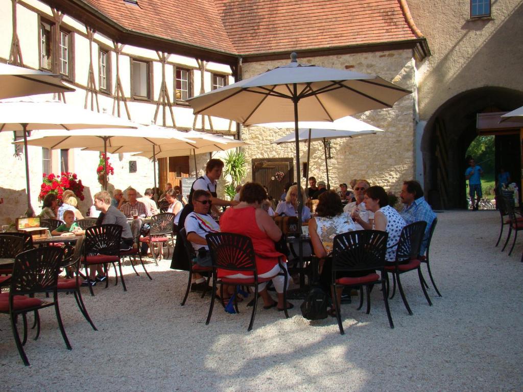 ホテル Burg Katzenstein Katzenstein  エクステリア 写真