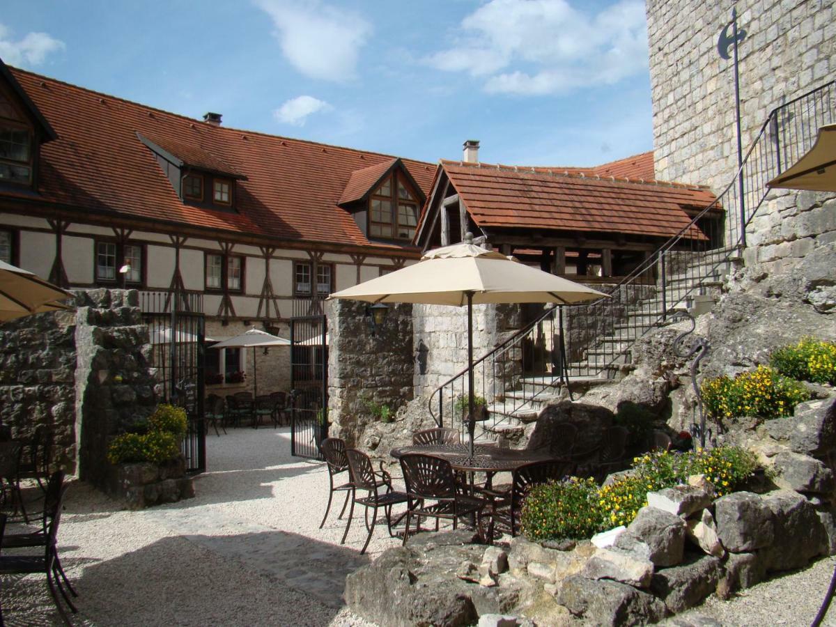 ホテル Burg Katzenstein Katzenstein  エクステリア 写真